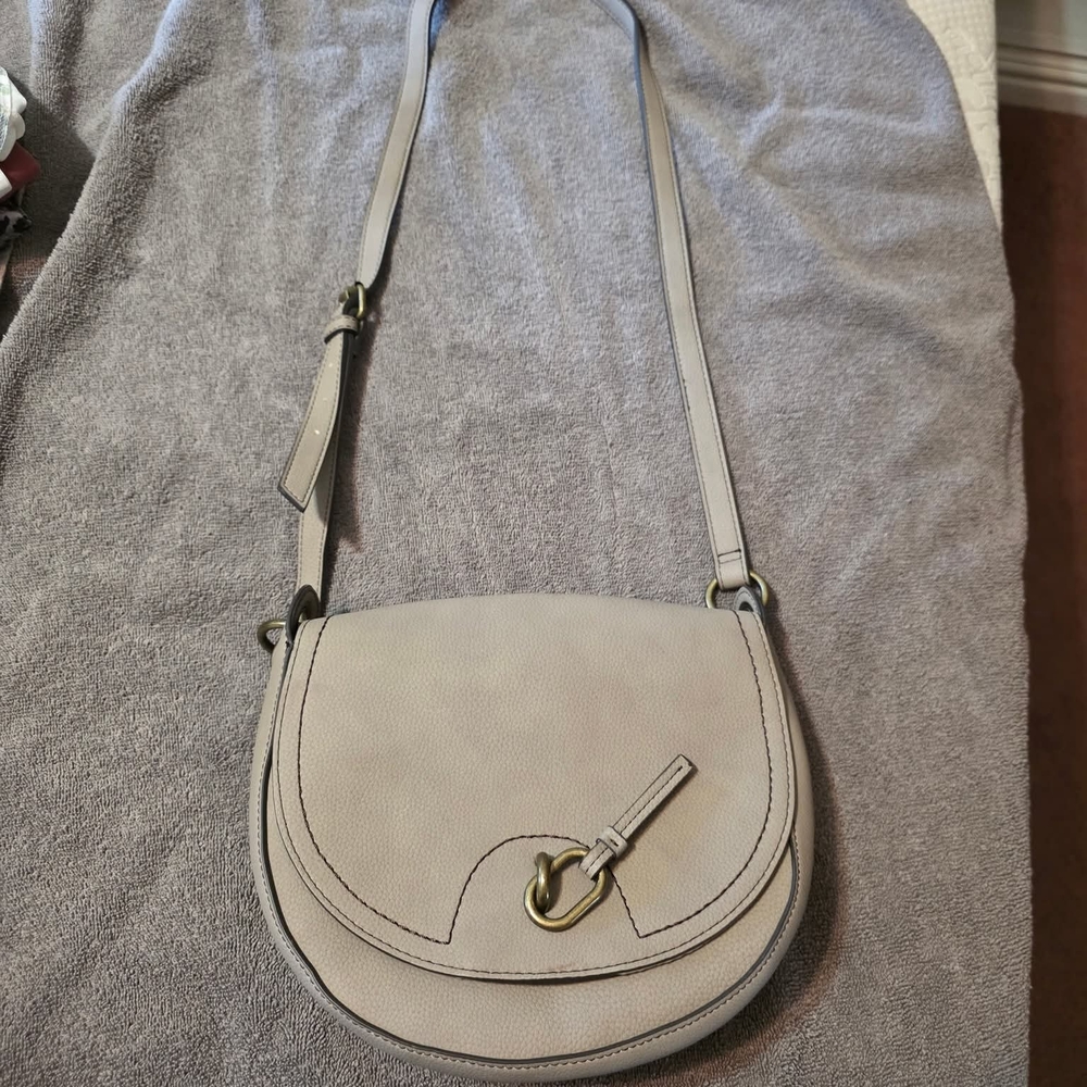 Elegant Cream Crossbody Bag